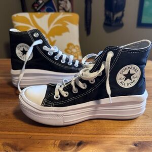 Converse Chuck Taylor’s … Like New!